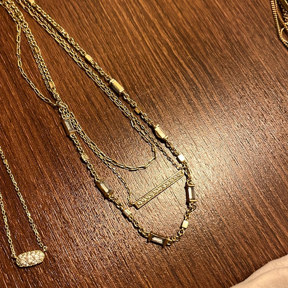 Kendra Scott Addison Triple Strand